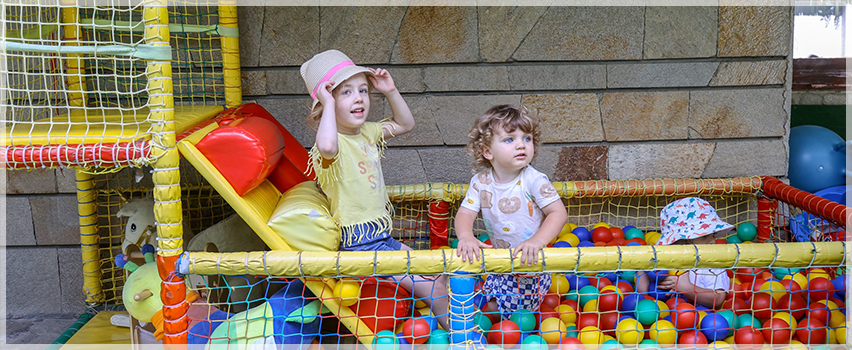 Образователен център ДЪГА