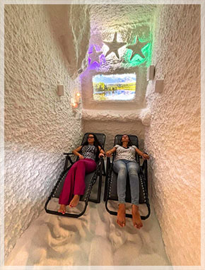 Солна стая в София- Salt Hug